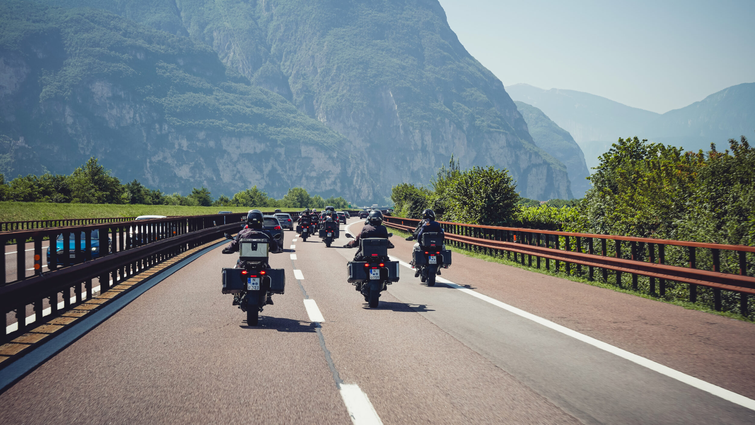 Tour Moto Alpes UpSerra — Interlaken