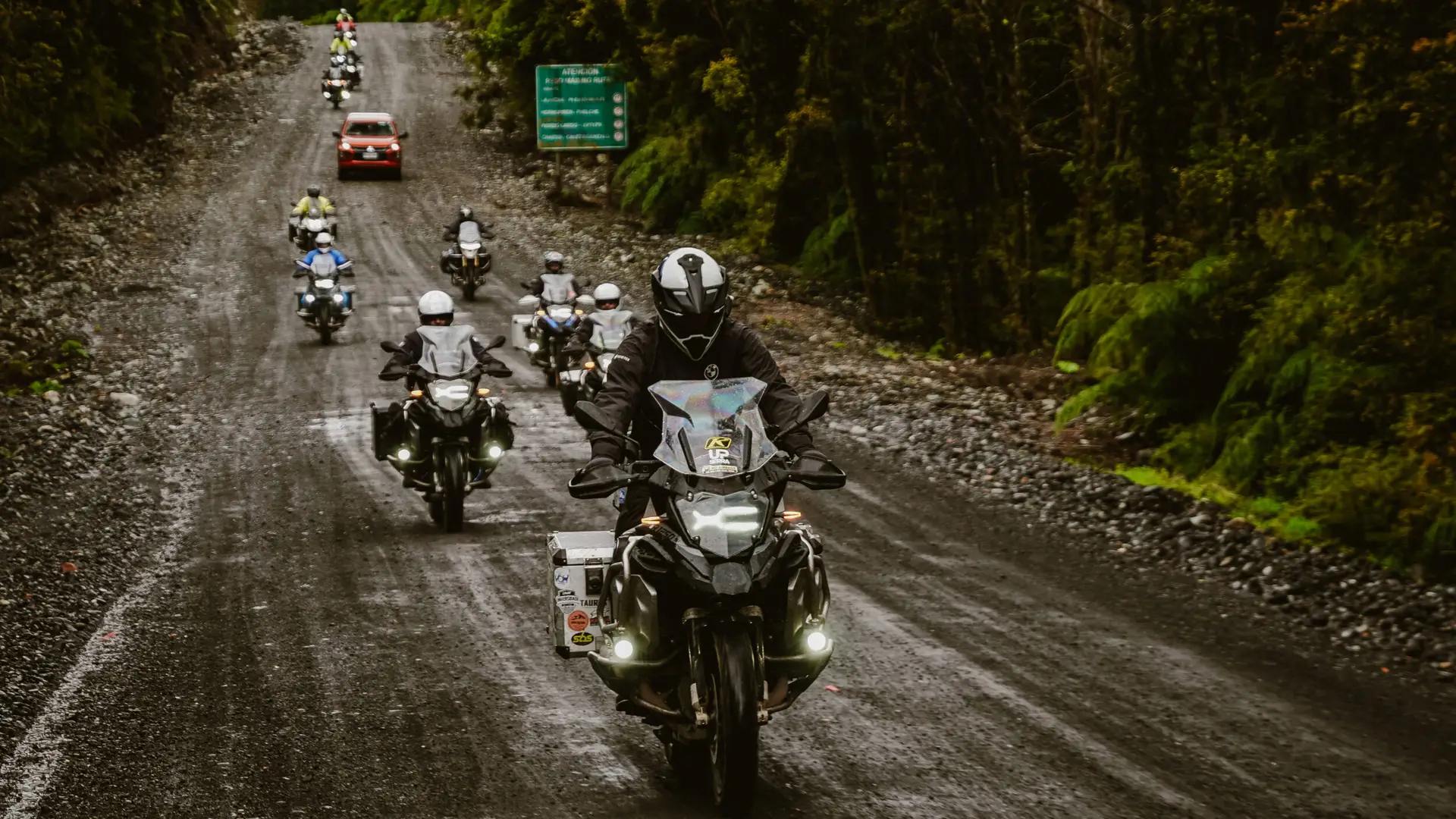 Tour Carretera Austral UpSerra — estrada chilena