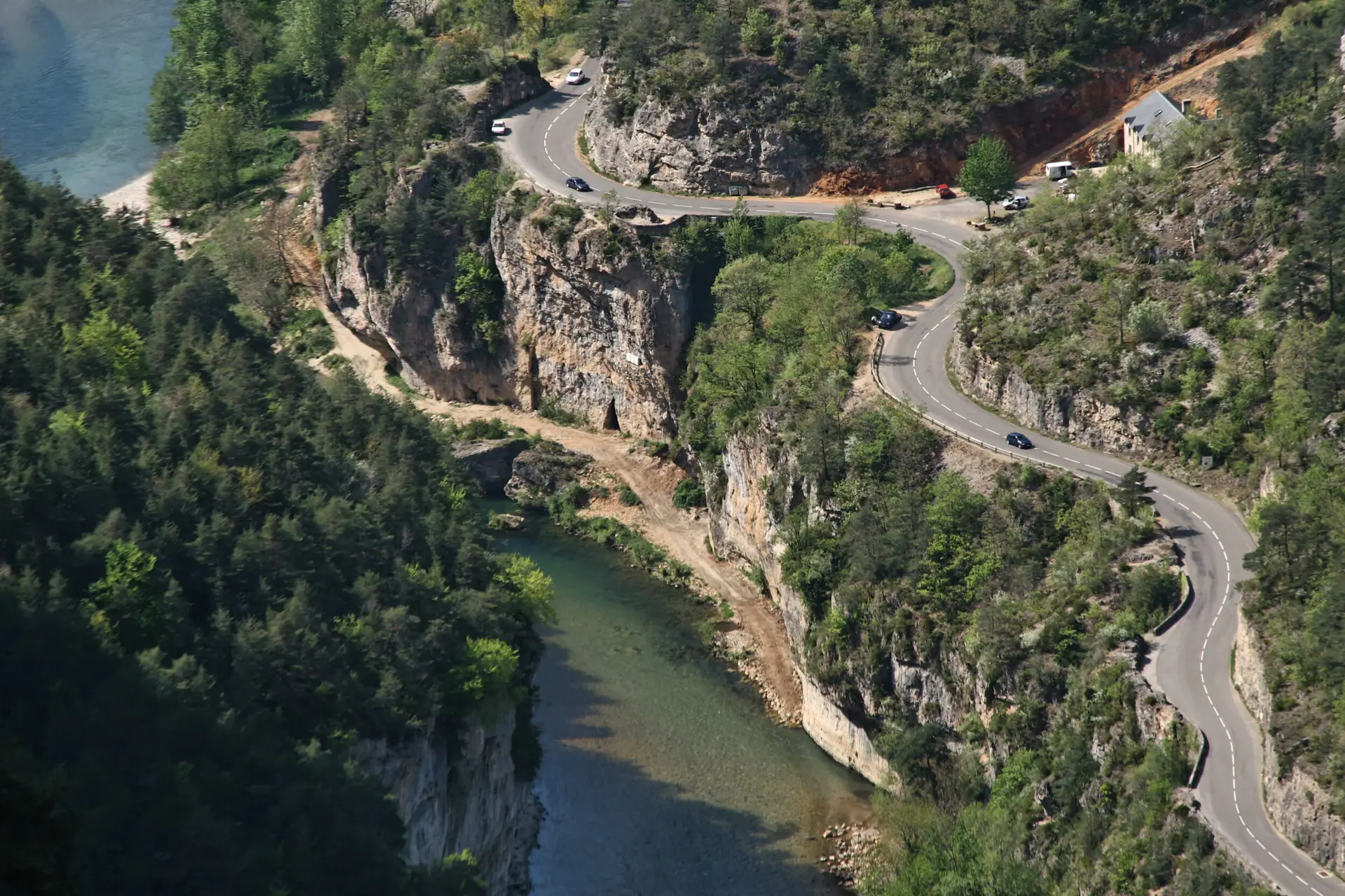 Cordes-sur-Ciel — França Secreta I 2027 — UpSerra Mototurismo