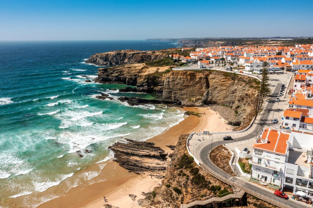 Zambujeira do Mar, na Costa Vicentina · Portugal Definitivo 2027